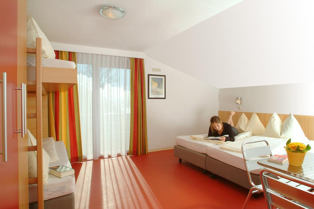 Jugendhotel Egger - Youth Hostal